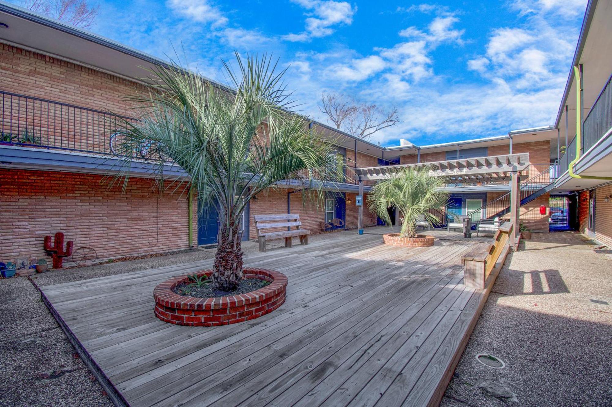 Unique Heights 1Br Apt Sleeps 4 Apartment Houston Exterior photo